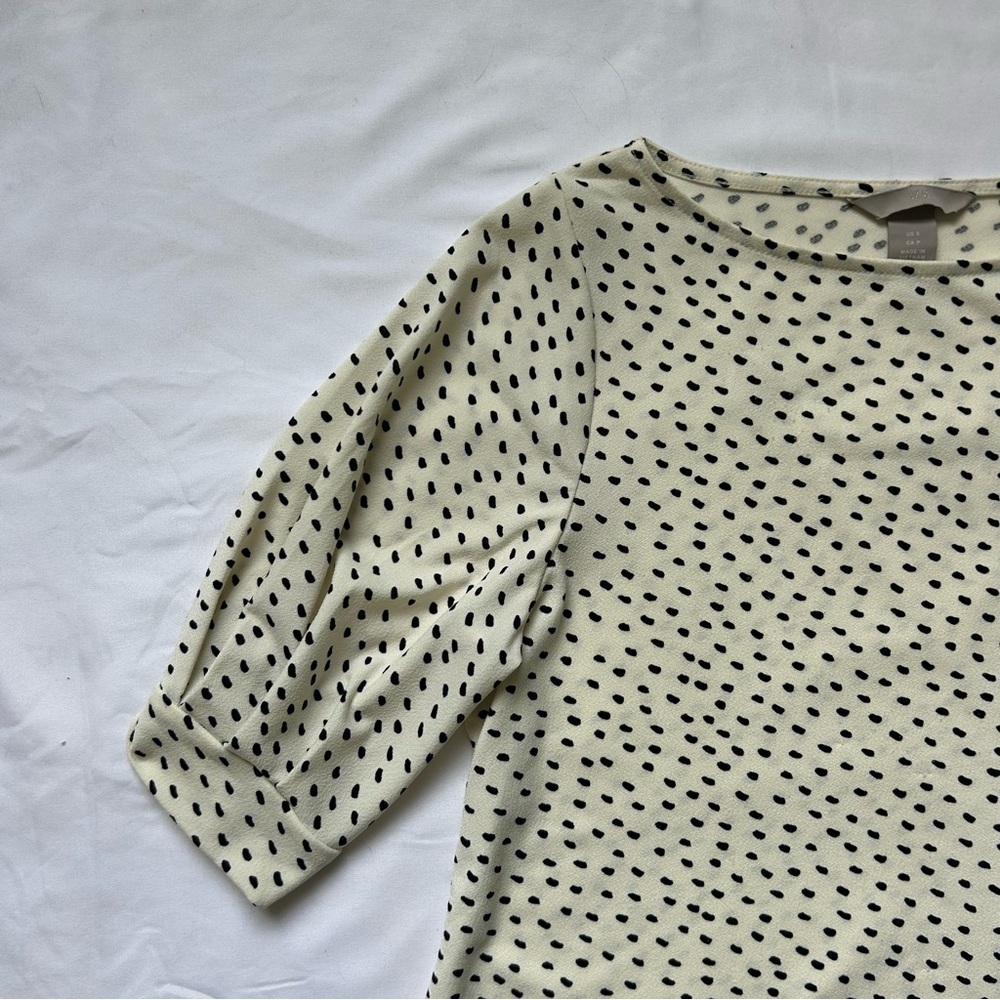 H&M Flowy and Dressy Shirt / Blouse - Picture 2 of 4